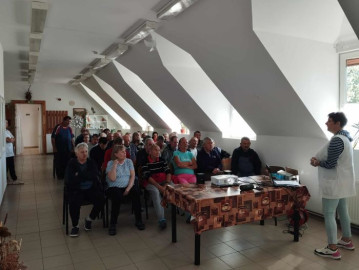 A hallás.