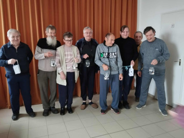 Elkészült lámpásokkal