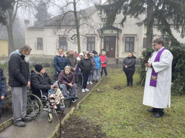 Lakók köszöntése