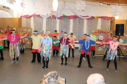 A fejlesztő csoport: Édentől keletre