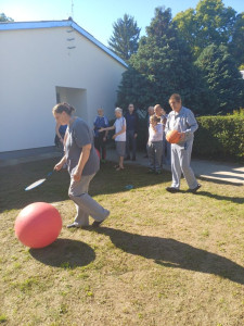 Csapatjáték az udvaron
