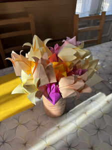 Az elkészült papír tulipánok