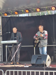 Ellátottjaink zenés műsora.