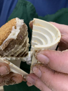 Homokozóformába préselgettük