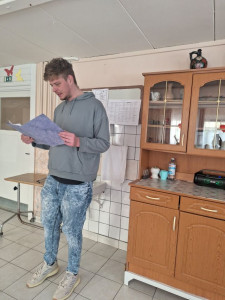 Vers szavalás közben 
