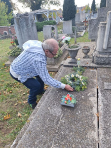 Koszorú elhelyezés 