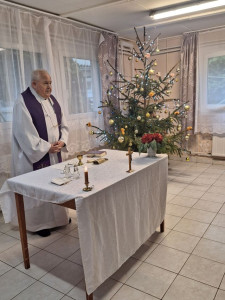 Bakos Frigyes plébános úr 