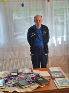 Robi a nehéz Ady verseket szereti