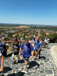 Úton a várba