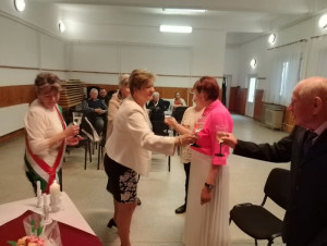 Gratulációk fogadása.