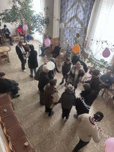 Mulatság a kastélyban ellátottjainkkal és a dolgozókkal.