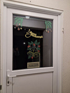 Köszönti a vedégeket