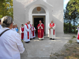 Az egyházi elöljárók a templomavatáson