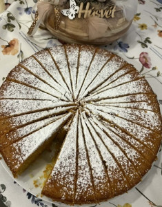 Elkészült a répatorta