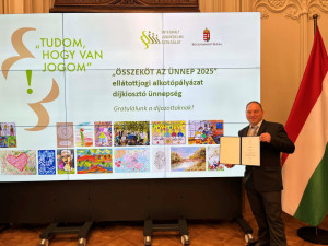 Horváth Tibor a díj átvétele után