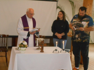 A képen a mise egy pillanata látható