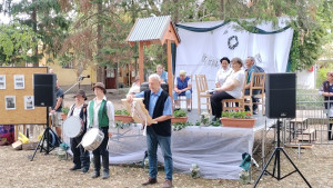 Kihírdetik