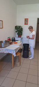 A hagymapucolás nem annyira hálás feladat