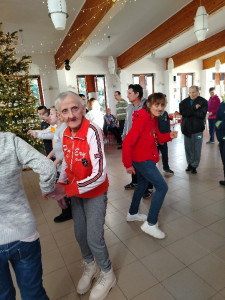 Egyre többen érkeztek a zenés mulatságra