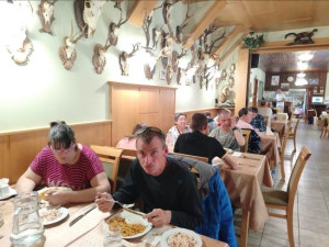 Az ebéd jóízű elfogyasztása