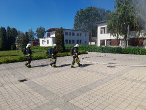 Tűzoltók készülődnek