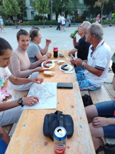 A sült hurka és kolbász sem maradhatott ki