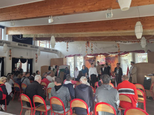 A közönség érdeklődve nézte végig a megemlékezést