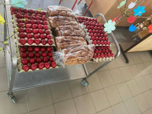 Elkészültek a piros tojások