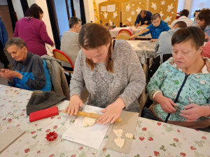 Advent harmadik vasárnapja: A szorgos kis kezek nagy munkában vannak