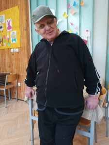 B. Lajos elszavalta Weöres Sándor: Sehallselát Dömötör című versét