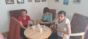 A kóla soha nem elég, a poharakat nem győztük utántölteni