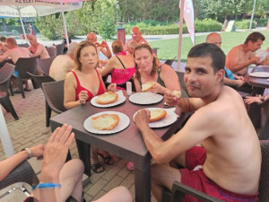 Délutáni lángosozás