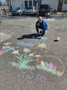 Tavaszi kép az alkotóval