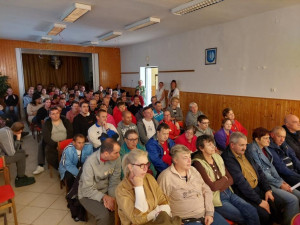 Ellátottaink a nézőtéren előadás közben