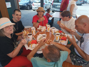 Ebéd a McDonald’s gyorsétteremben