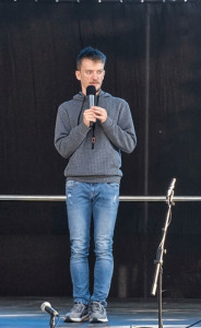 A pápai Újvári János Református Szeretetszolgálat nappali intézményének prózamondója: Pityke és Kökény című népmeséjét mondta el